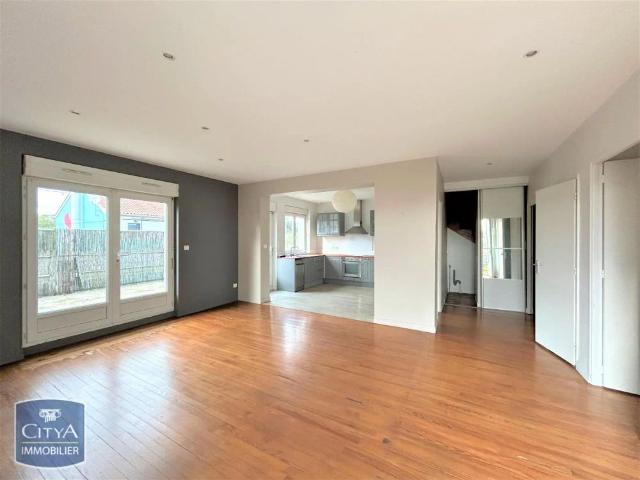 Appartement à louer 4 pièces 90m²
