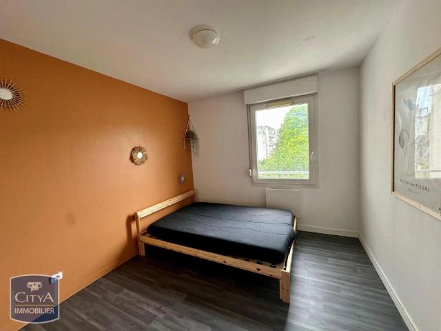 Appartement à louer 4 pièces 90m²