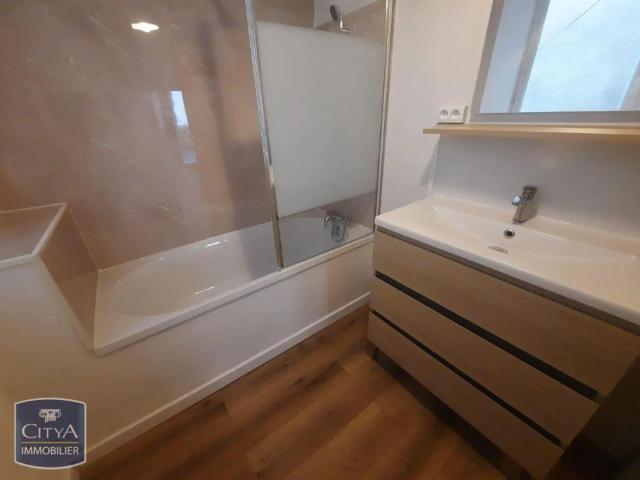 Appartement à louer 4 pièces 91.15m²