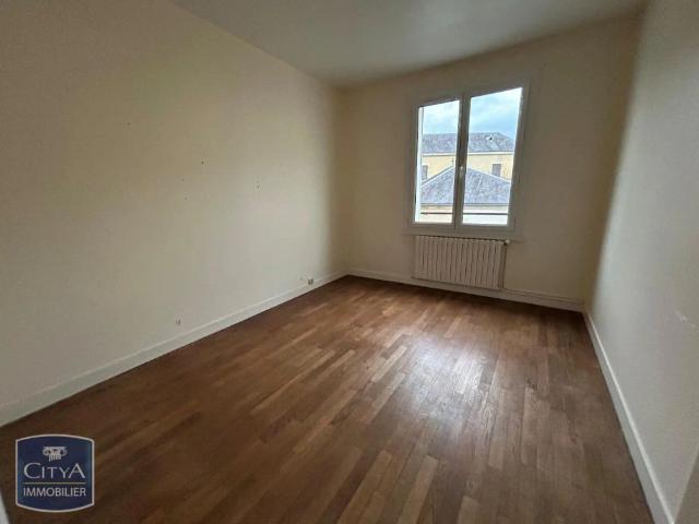Appartement à louer 4 pièces 93m²