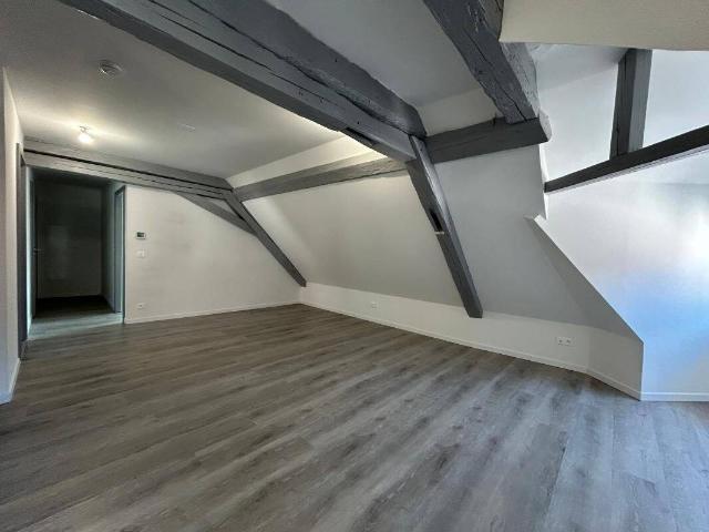 Appartement À Louer 57m² 3 pièces à La broque