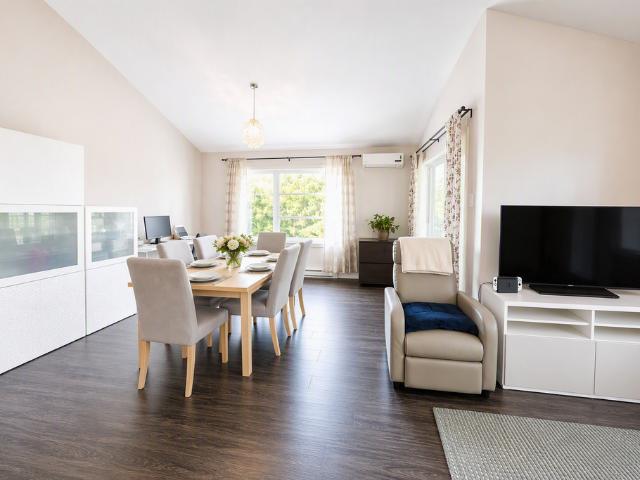 Appartement à Louer 59d avenue du Parc, Laval des Rapides Laval 14 photos | Logis Québec