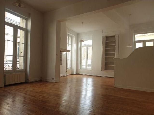 Appartement à louer 59m carré Chartrons