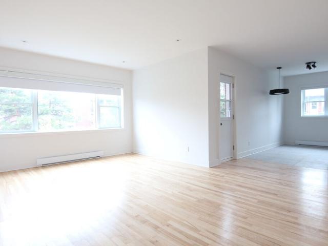 Appartement à Louer 5050 Boulevard Pie IX, Rosemont/La Petite Patrie Montréal 5 photos | Logis Québec