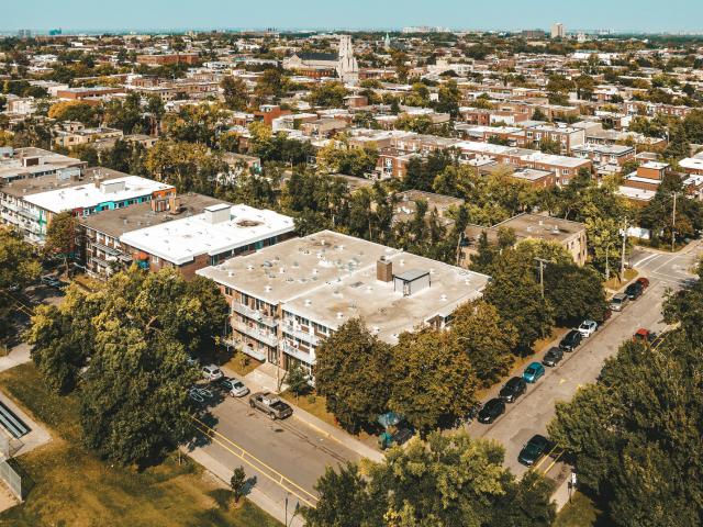 Appartement à Louer 5205 Avenue 1re, Montréal 24 photos | Logis Québec