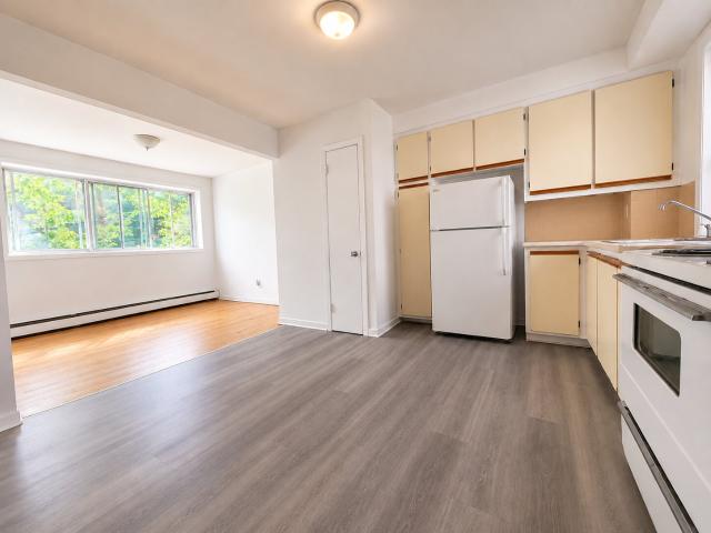Appartement à Louer 5220 6e Av. Montréal H1Y 2P6, Rosemont/La Petite Patrie Montréal 9 photos | Logis Québec