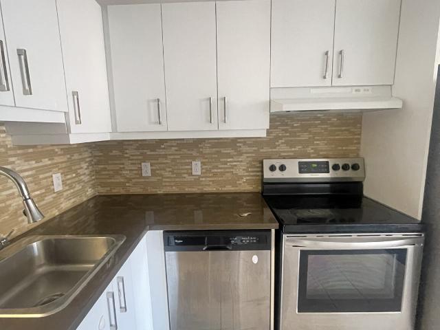 Appartement à Louer 5285 Beaconsfield, Montréal 21 photos | Logis Québec