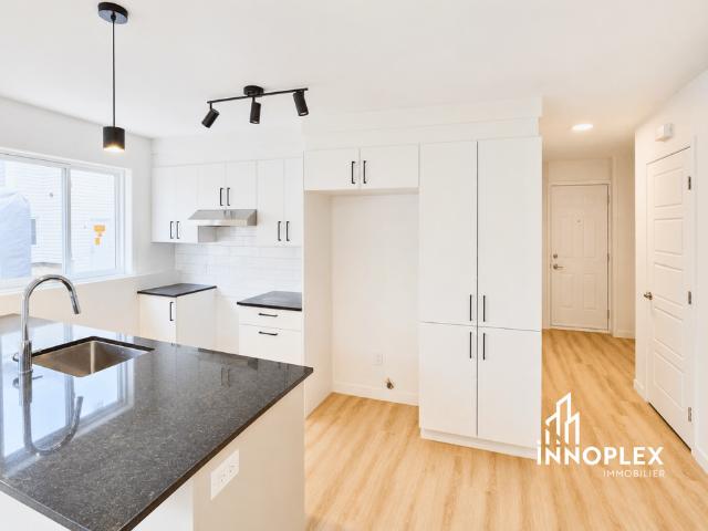 Appartement à Louer 538 Saint Michel, Fleurimont Sherbrooke 13 photos | Logis Québec
