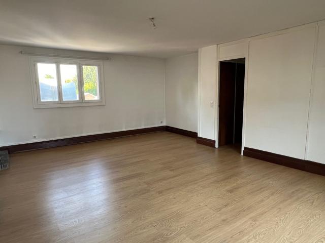Appartement à louer, 5 pièces Chauny 02300