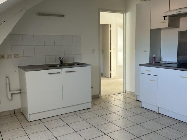 Appartement à louer, 5 pièces Chiry Ourscamp 60138