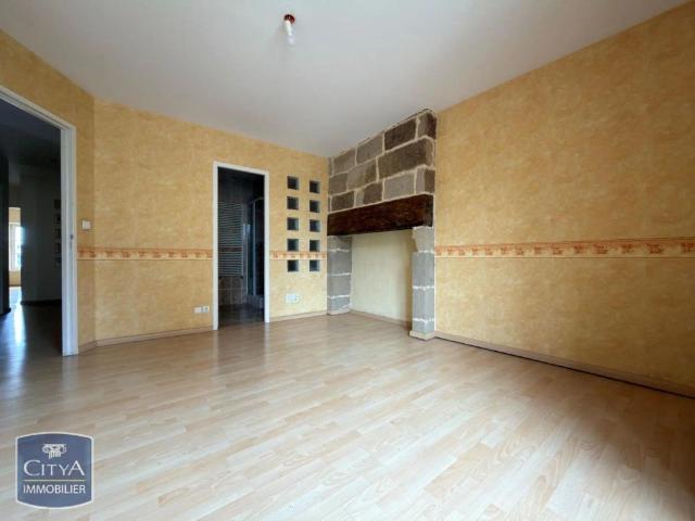 Appartement à louer 5 pièces 144.03m²