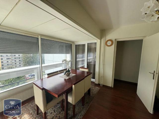 Appartement à louer 5 pièces 103.69m²