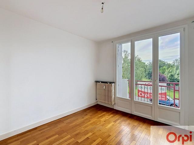 Appartement à louer 5 pièces 103,75 m