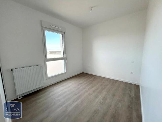 Appartement à louer 5 pièces 103.96m²
