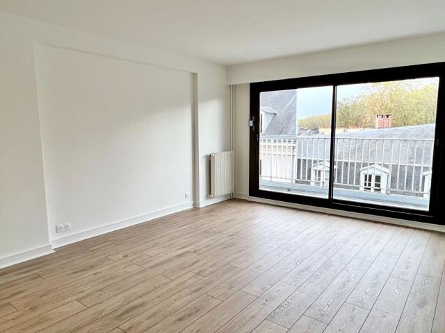 Appartement à louer 5 pièces 102,54 m