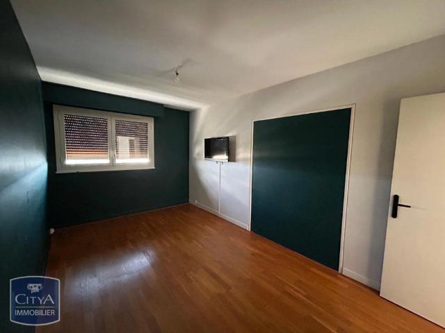 Appartement à louer 5 pièces 107.3m²