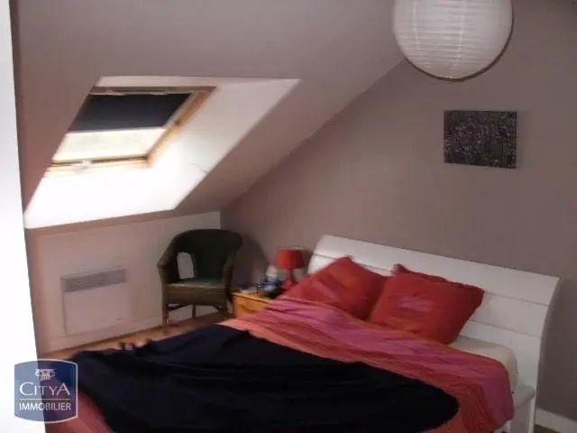 Appartement à louer 5 pièces 106.59m²