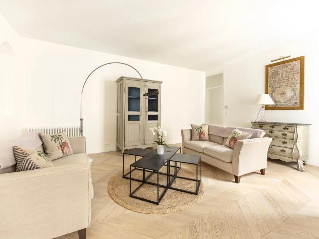 Appartement à louer 5 pièces 117,39 m² | Paris 75116 AUTEUIL | 4 700 € | Junot
