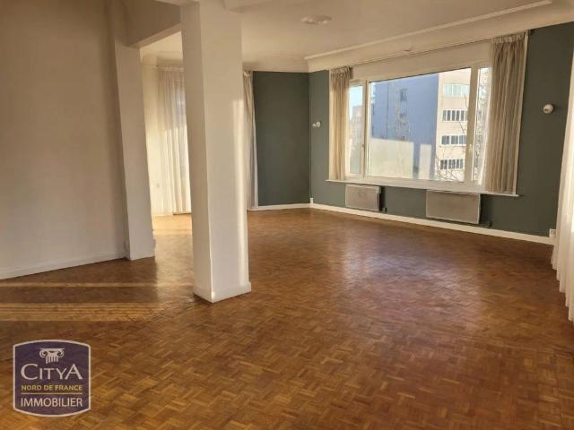 Appartement à louer 5 pièces 115.02m²