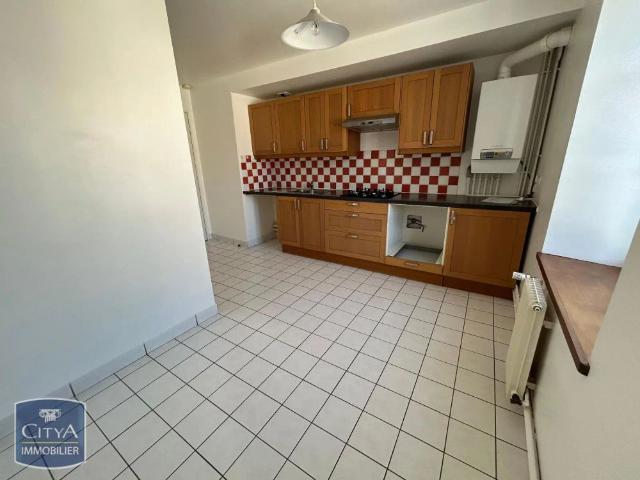 Appartement à louer 5 pièces 118.75m²
