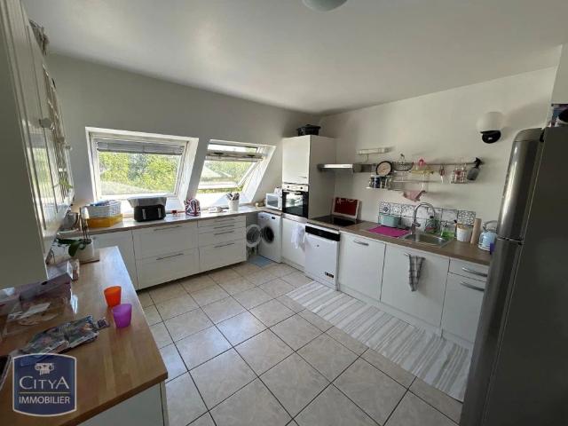Appartement à louer 5 pièces 120.01m²