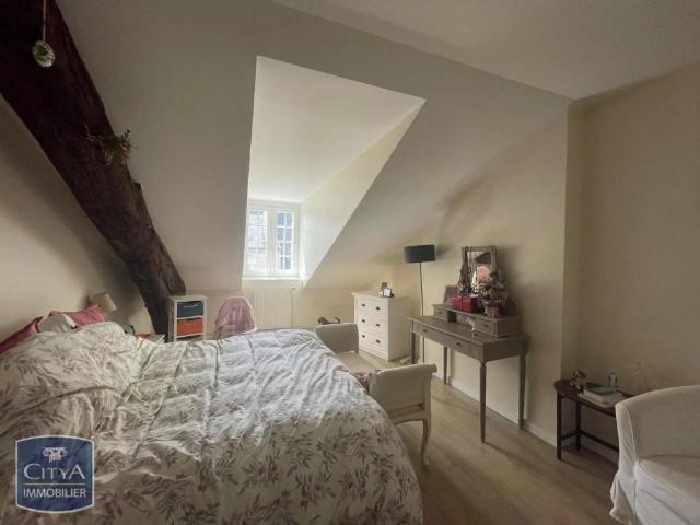 Appartement à louer 5 pièces 120.29m²
