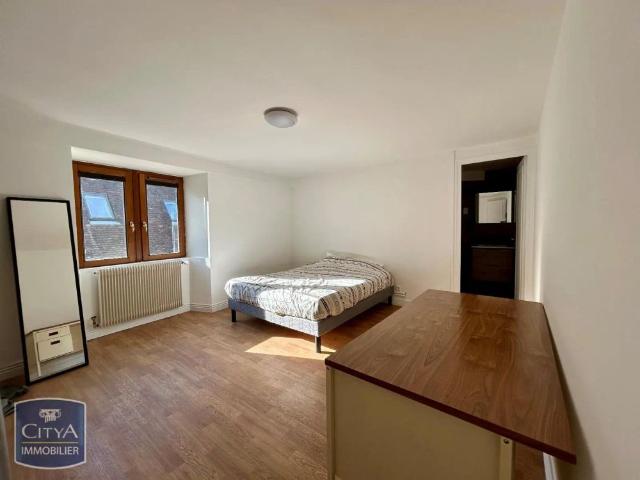 Appartement à louer 5 pièces 120m²
