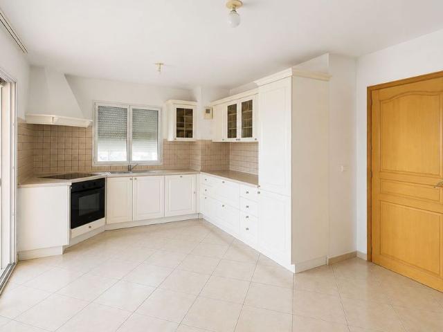 Appartement à louer 5 pièces • 128 m2 Annemasse