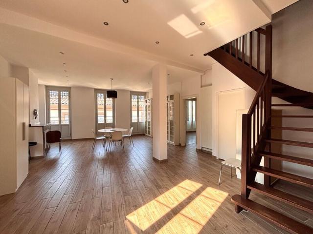 Appartement à louer 5 pièces • 135,96 m2 Toulouse