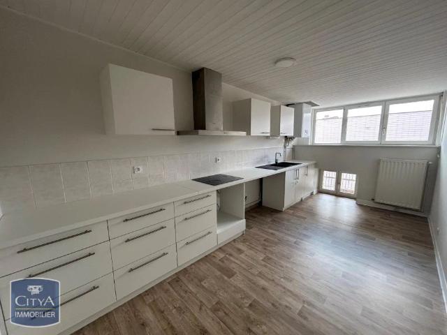 Appartement à louer 5 pièces 135.39m²