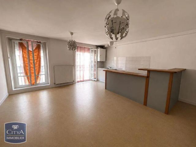 Appartement à louer 5 pièces 86.98m²