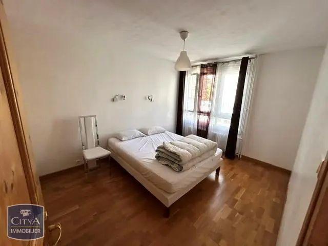 Appartement à louer 5 pièces 87.27m²