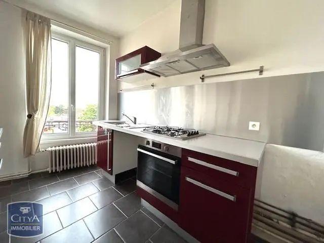 Appartement à louer 5 pièces 80.2m²