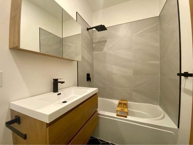 Appartement à Louer 655 C rue Saint Joseph, La Cité Limoilou Québec 15 photos | Logis Québec