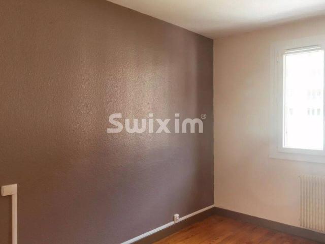 Appartement à Louer: 66.6 m² à Saint Claude