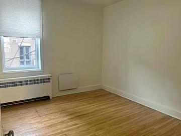 Appartement à Louer 698 Rue Saint Gabriel, Québec, QC G1R 1W7, Beauport Québec 10 photos | Logis Québec