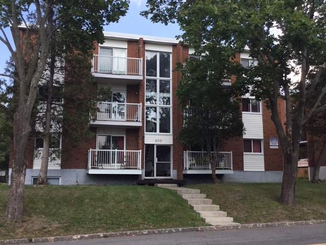Appartement à Louer 603 Avenue de Norvège Québec, Sainte Foy/Sillery/Cap Rouge Québec 14 photos | Logis Québec