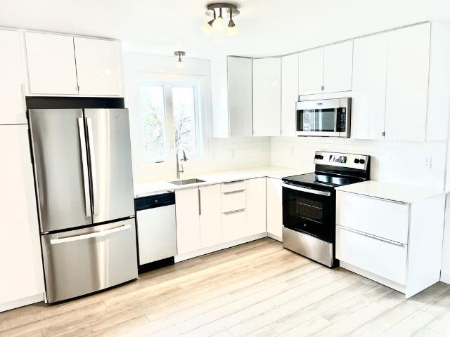 Appartement à Louer 6342 DesRoseraies, Anjou Montréal 11 photos | Logis Québec