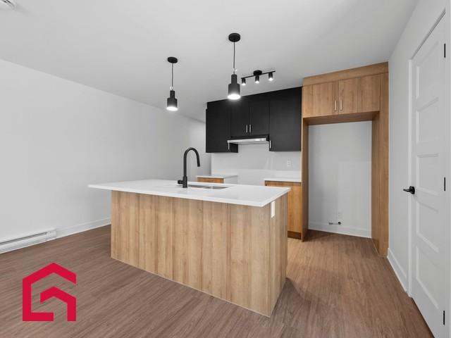 Appartement à Louer 636,Rue Magnone, Granby 14 photos | Logis Québec