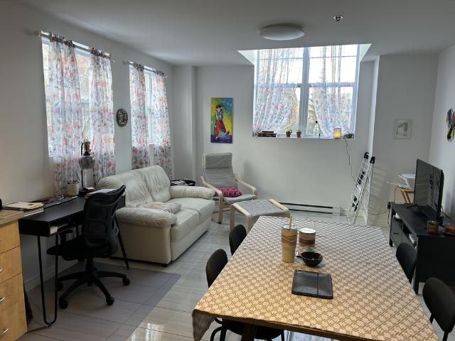 Appartement à Louer 63 Wellington Sud, Les Nations Sherbrooke 12 photos | Logis Québec