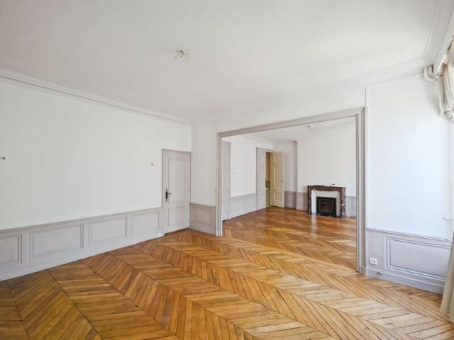 Appartement à louer 6 pièces • 179,61 m2 Orléans