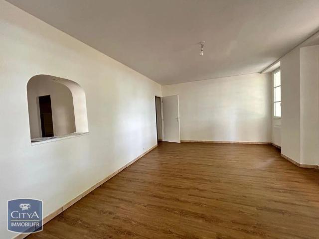 Appartement à louer 6 pièces 121.13m²