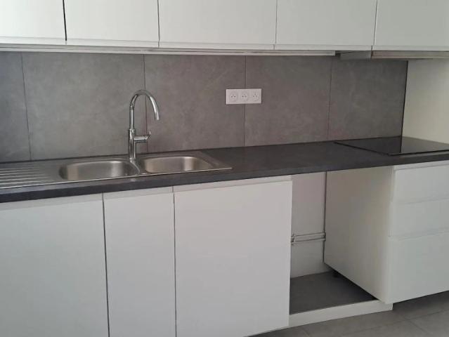Appartement à louer 6 pièces 134.87m²