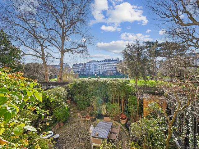 Appartement à louer 6 pièces 240,64 m² | Paris 75116 | 9 500 € | Junot