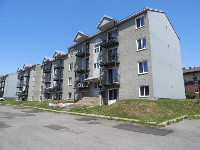 Appartement à Louer 782 rue de Nemours, Charlesbourg Québec 10 photos | Logis Québec