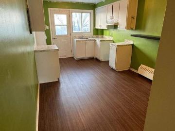 Appartement à Louer 7841 Av. Trémolières Anjou H1K 1C5, Anjou Montréal 8 photos | Logis Québec