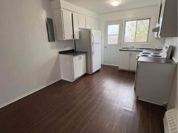 Appartement à Louer 7841 Av. Trémolières Anjou H1K 1C5, Anjou Montréal 10 photos | Logis Québec