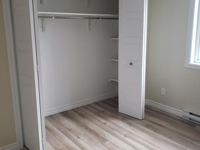 Appartement à Louer 7935 Route Marie Victorin, Sorel Tracy 4 photos | Logis Québec