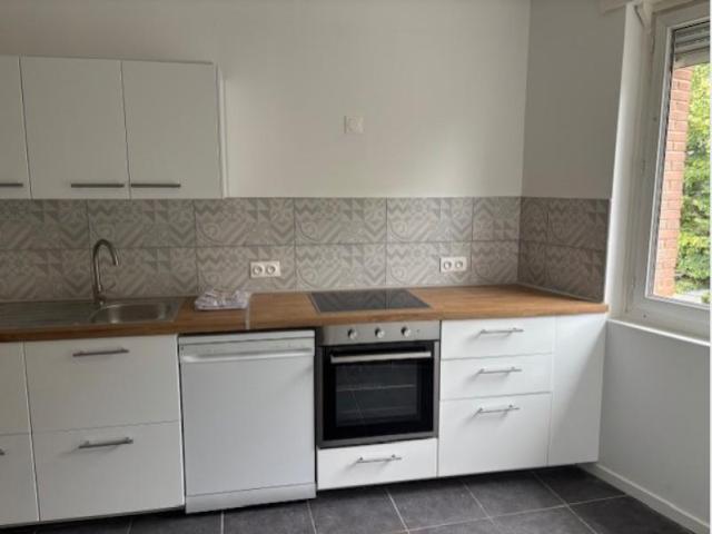 Appartement à louer 735 €