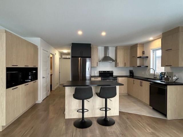 Appartement à Louer 735 Avenue du Vigneron Drummondville J2B 0T4, Drummondville 9 photos | Logis Québec